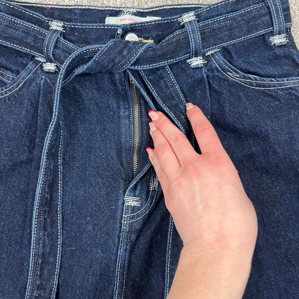 Levi's Red Positively Superior Wide Leg Loose Dark Wash Belted Jeans (Sz 28) - Picture 11 of 16